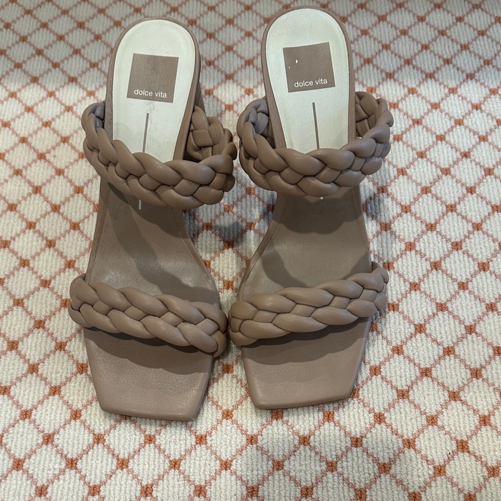 Dolce Vita Women's Brown Braided Sandals